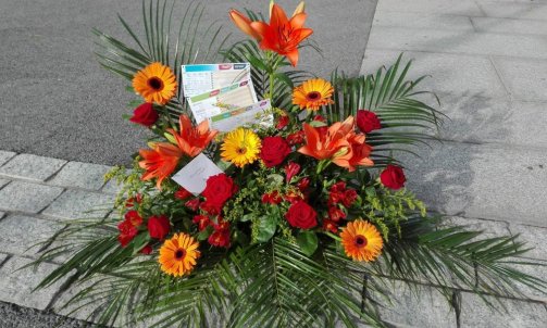 Composition florale pour deuil à Sallanches 