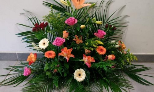Composition florale pour deuil à Sallanches 