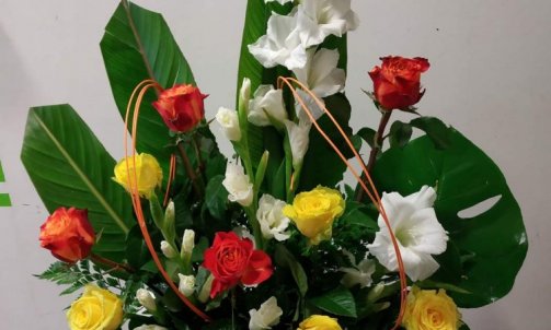 Composition florale pour deuil à Sallanches 